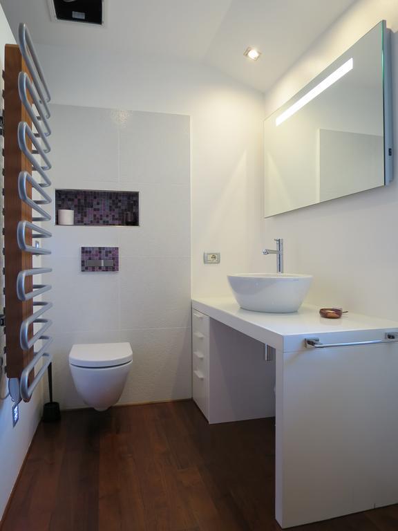 Tin House Apartment Povir Ngoại thất bức ảnh